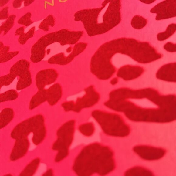Eccolo Cheetah Print Velvet Notebook! - Picture 4 of 5